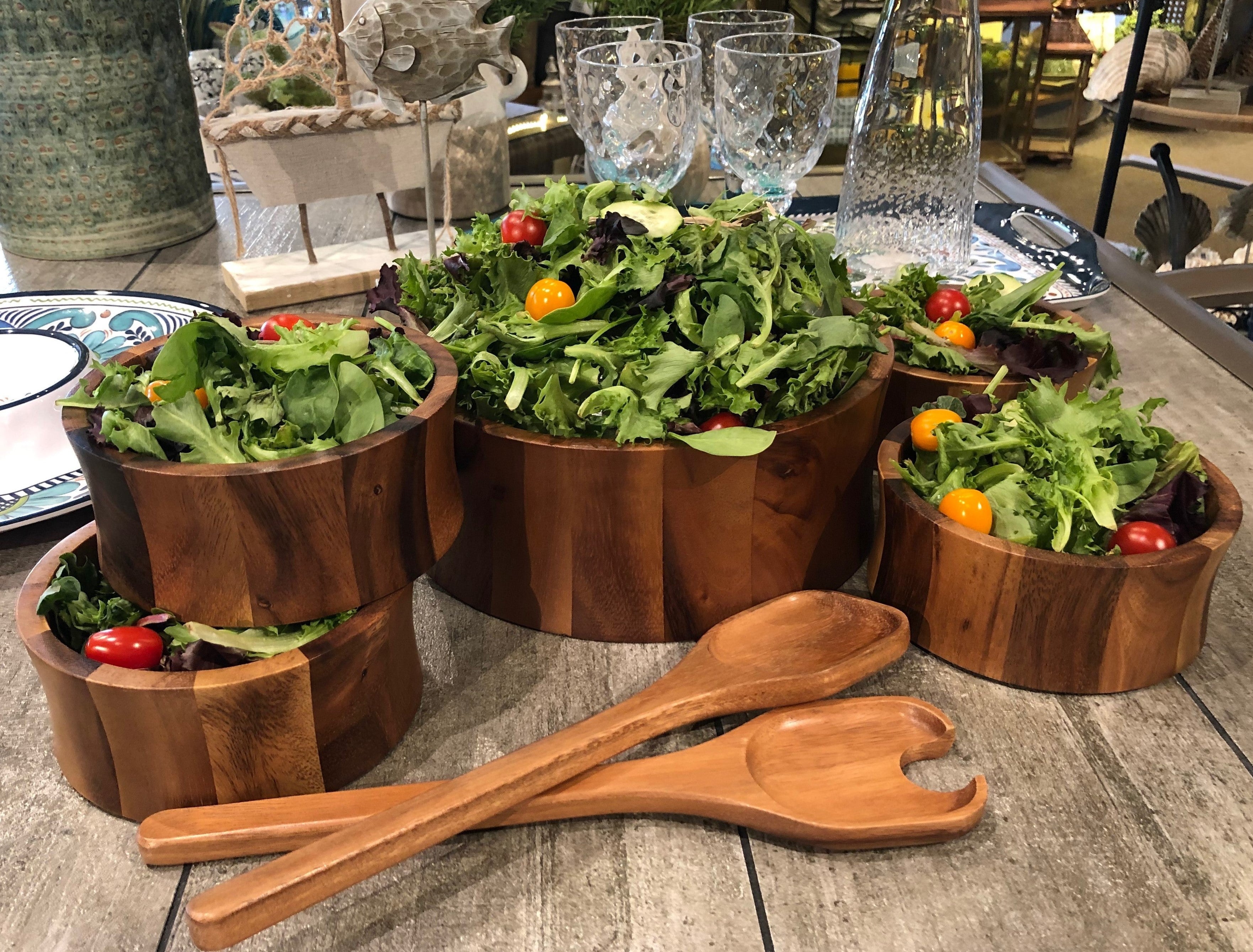 7-piece Large Acacia Wood Salad Bowl with Servers and 4 bowls - 328B7