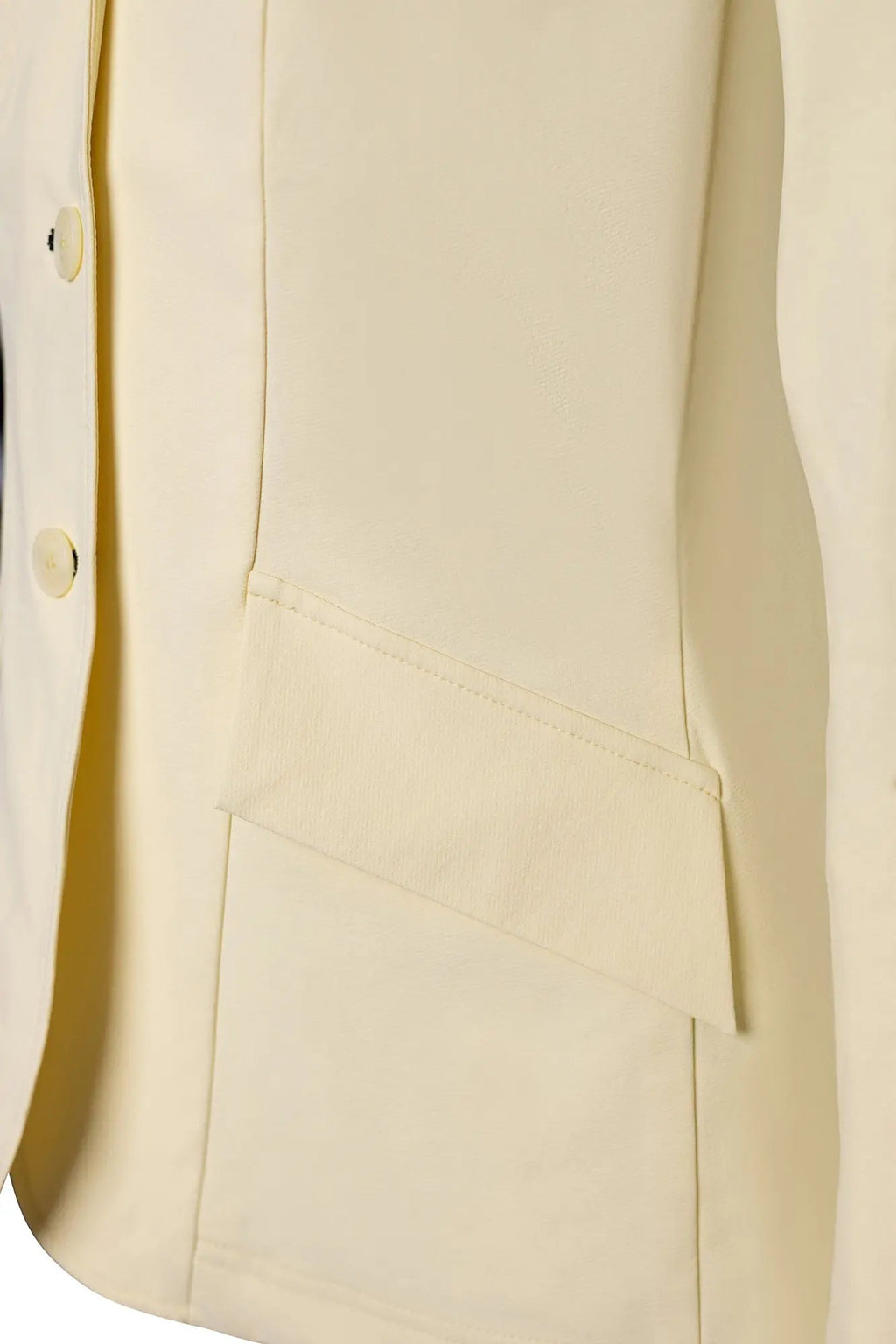 Grand Prix Ladies EQJ 3 Button Show Coat, Butter with Navy Collar