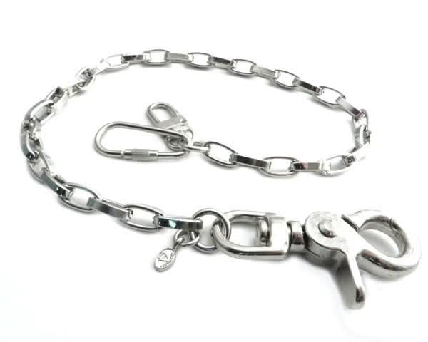 NC13-18 Modern Chrome Wallet Chain 16"